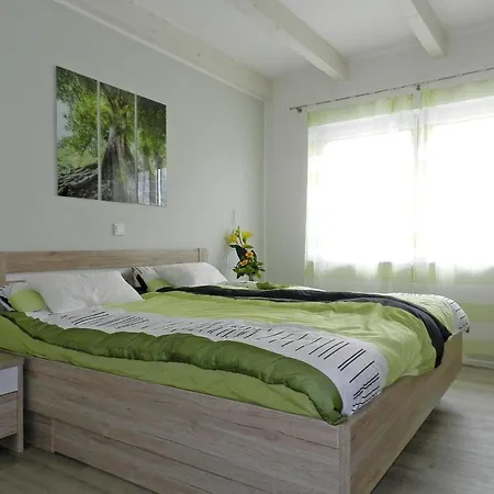 Deckboot By Interhome * Butjadingen